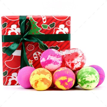 Ze Light Christmas Bath Bombs 2020 New Arrival Custom Natural Bubble Relaxing Organic Bubble Colorful Fizzy Bath Bombs